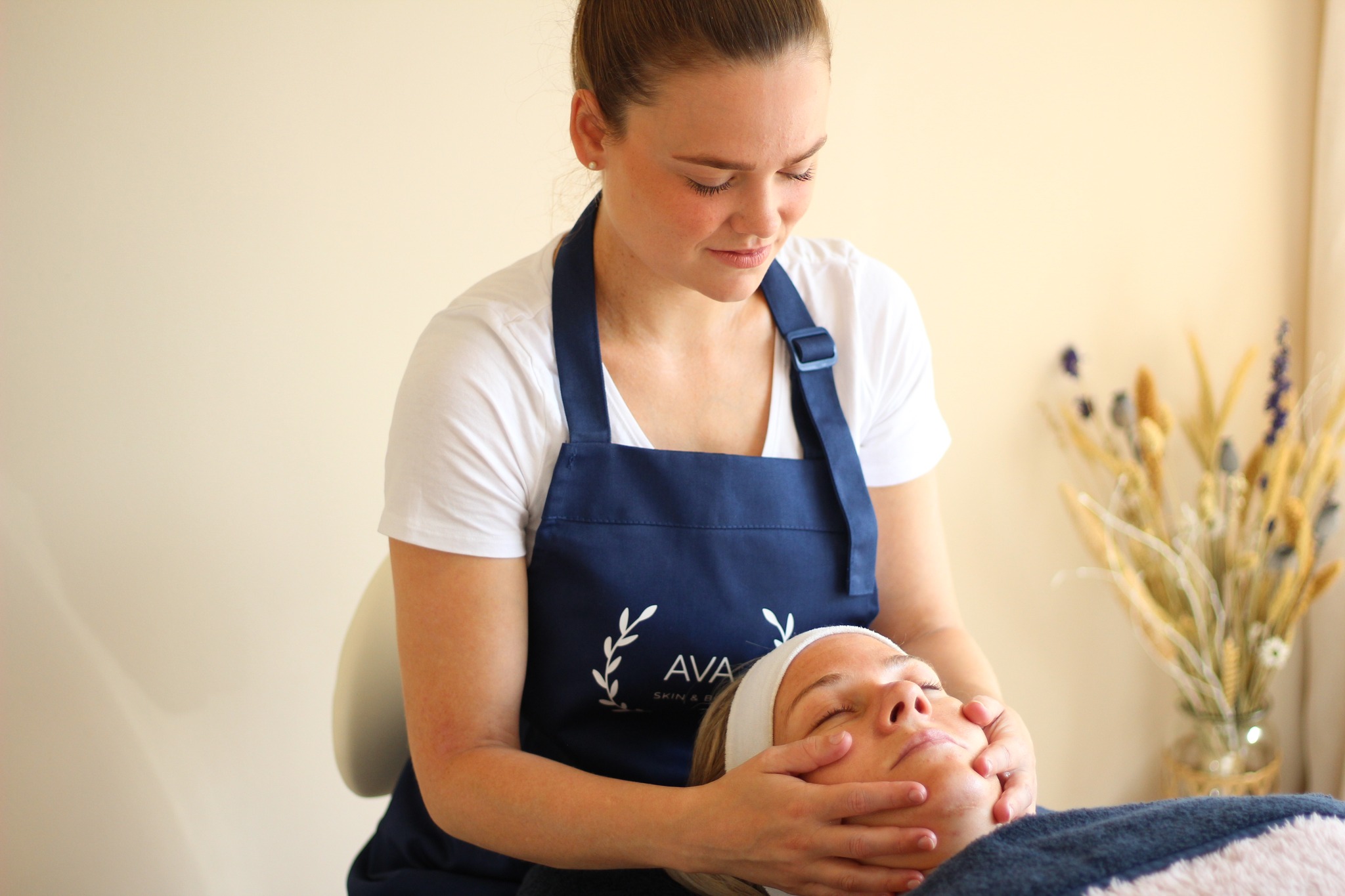 gezichtsbehandeling AVA Skin & Body